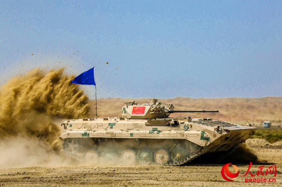 環(huán)球網(wǎng):又是第一！“蘇沃洛夫突擊”接力賽中國隊摘冠